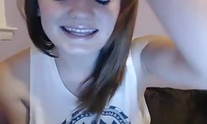 attractive teenager
 nice booty and knockers